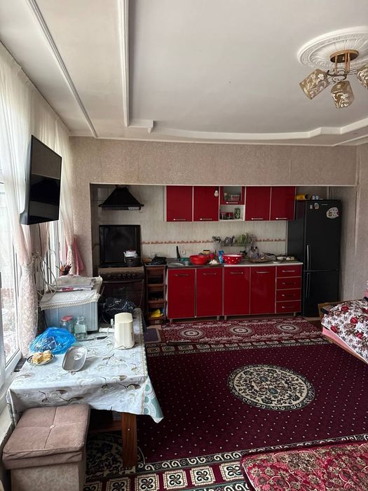 Срочно Продаётся участок Узбекфильм 4-соток 1-этажный 6-ком Фасад-24ме