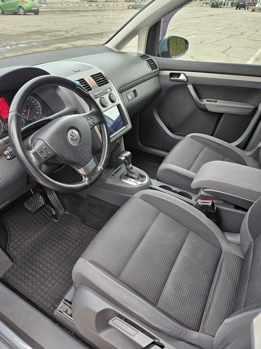 WV Touran-2.0TDI-DSG-Freestyle-146500km.-Уникат.