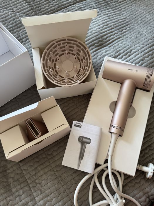 Фен Philips (идеальное состояние)