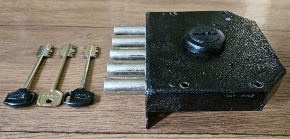 Замок накладной Эльбор  Район 1000 мелочей