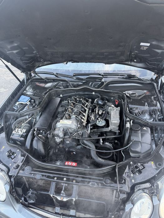 Мерцедес  2007 w211 2.2 170 к.с.