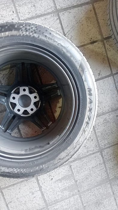 Продам резину R17