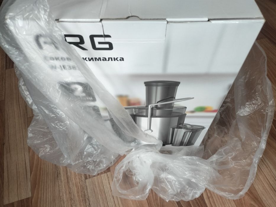 Продам соковыжималку новую