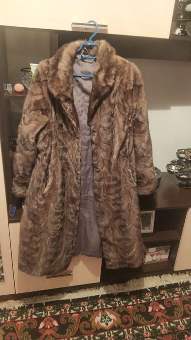 Продаётся норковая шуба