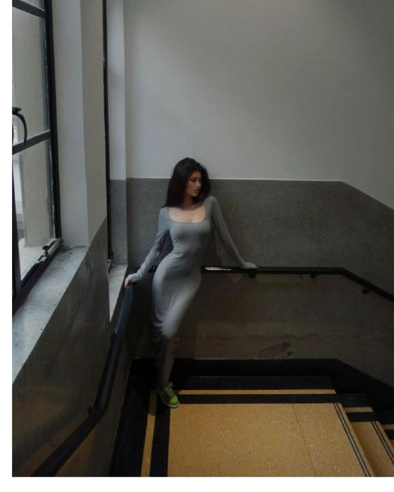 Платье Skims новое серое XS