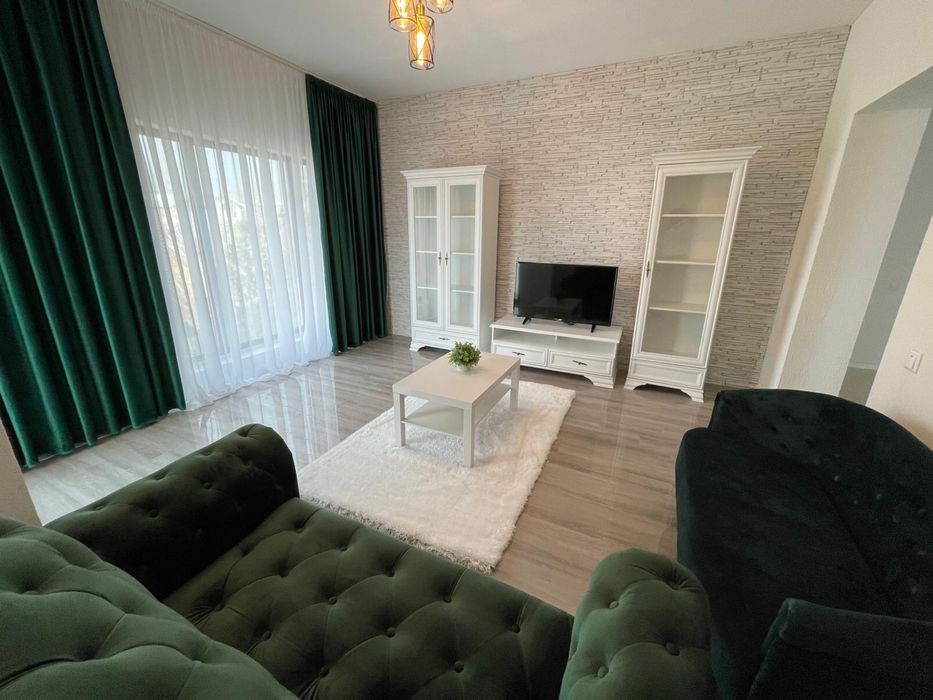 Apartament 3 camere Ultracentral de inchiriat