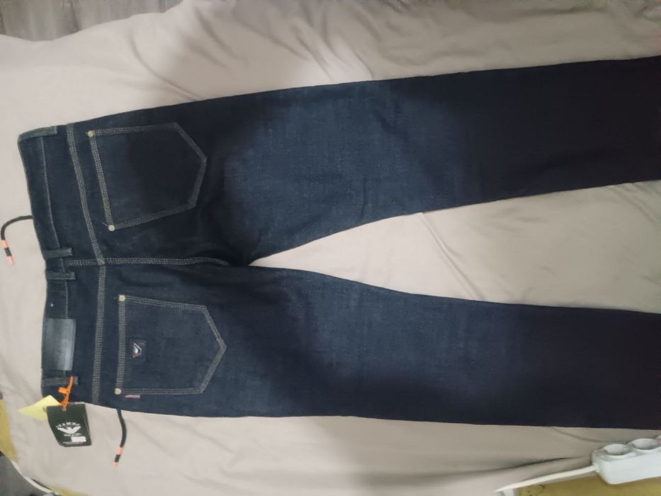 Джинсы стильные мужские
