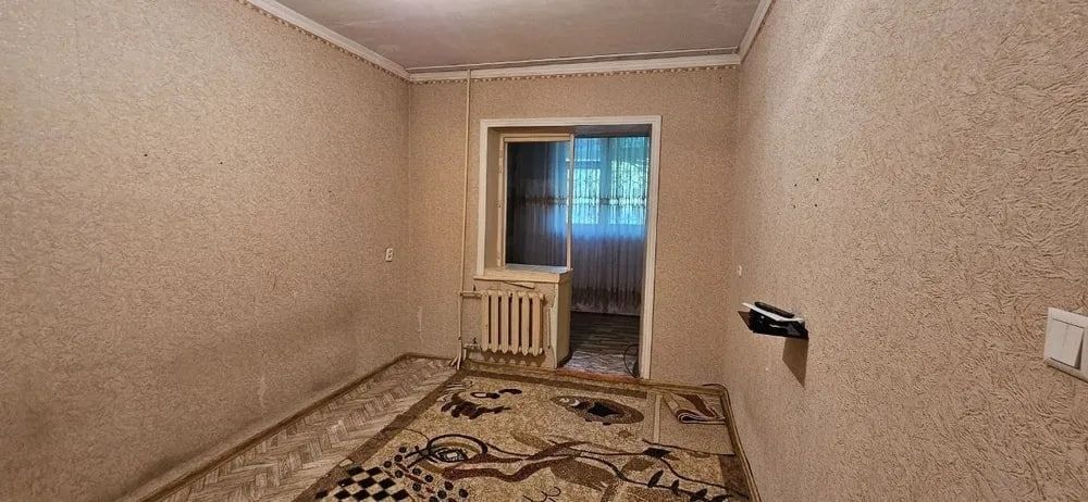 Продается квартира Максим Горький, Бий, Мир подарков 1/1/4