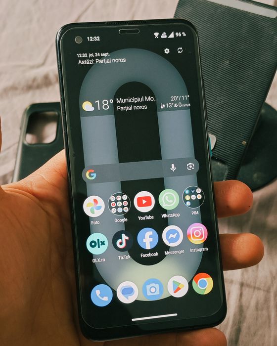 Asus ZenFone 8 compact