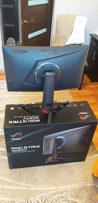 Монитор Asus rog strix 27