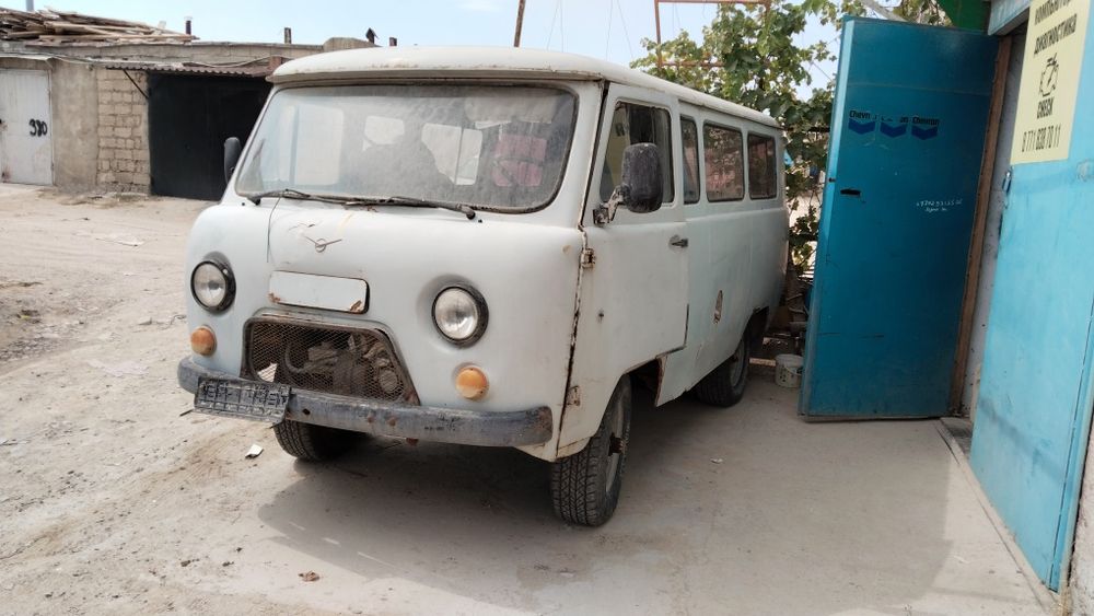 Продам УАЗ буханку