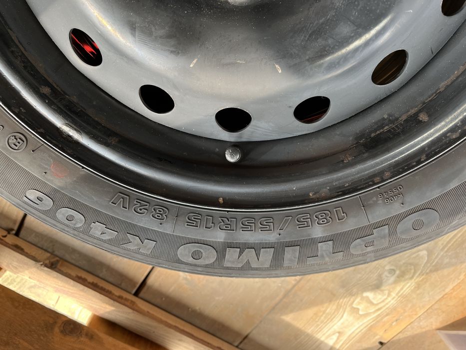 Set de 4 jenti cu cauciucuri