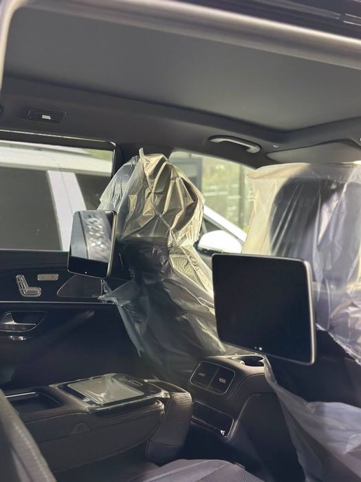 Mercedes Benz GLS 450 model 2025