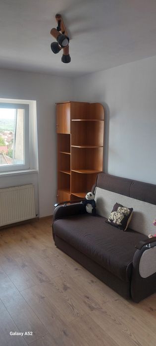 Inchiriat apartament 3 camere