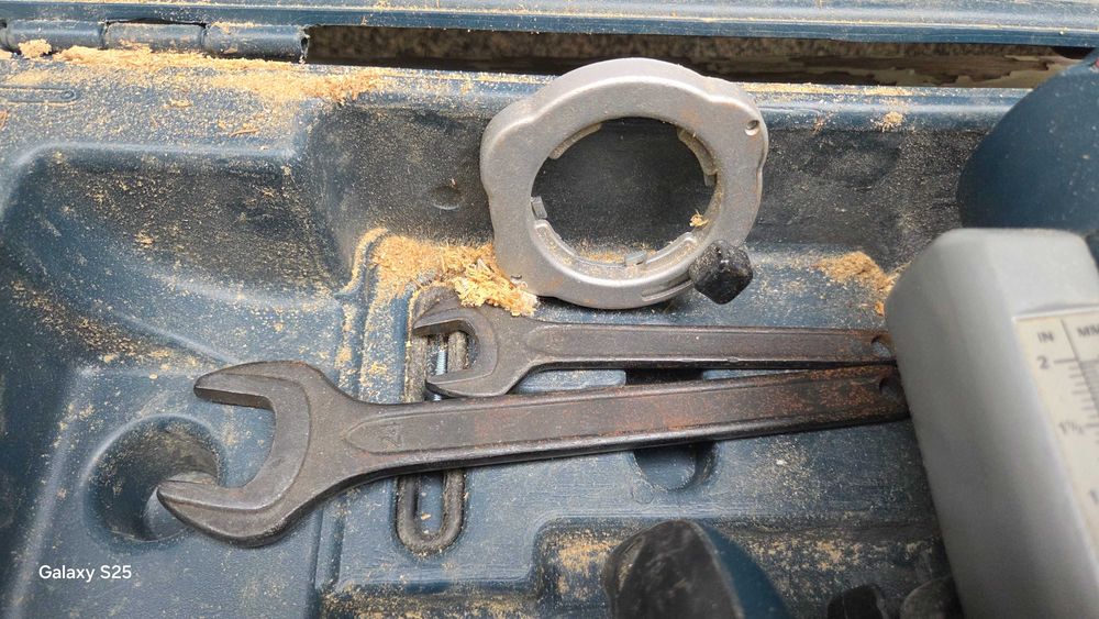 Фрезер Bosch 1617EVS 2.25 HP