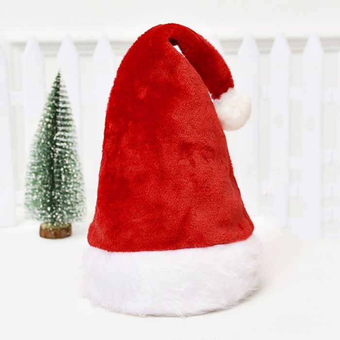 Новогодние шапочки в ассортименте