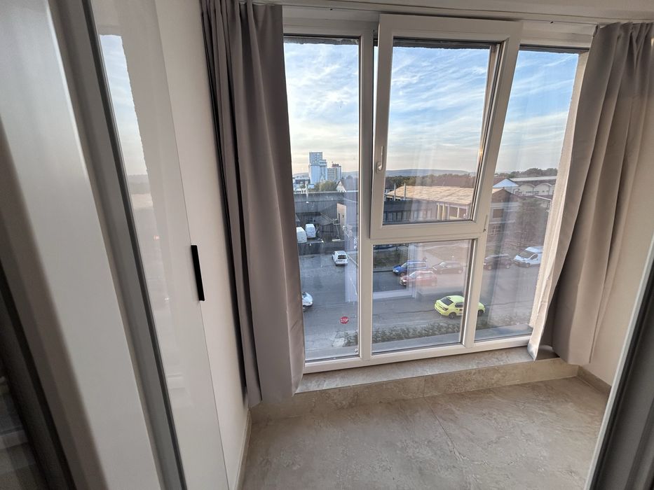 Apartament bloc nou strada Bradului nr 25, primul chirias