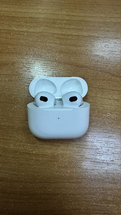 Продам airpods 3