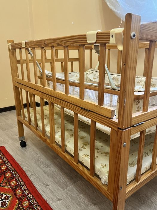 Манеж для ребенка деревянное