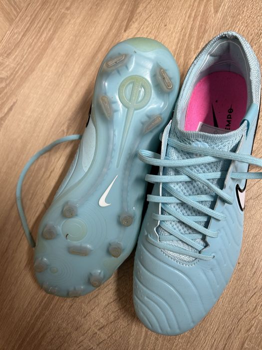 Бутонки Nike Tiempo