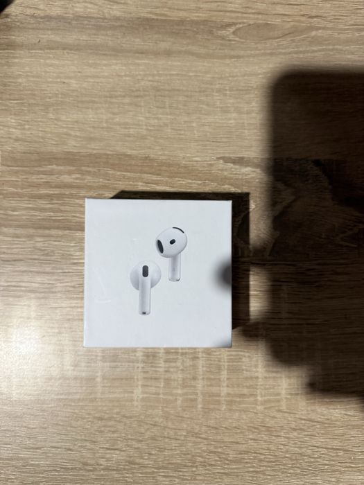 Iphone 16 pro max 256GB + Airpods 4
