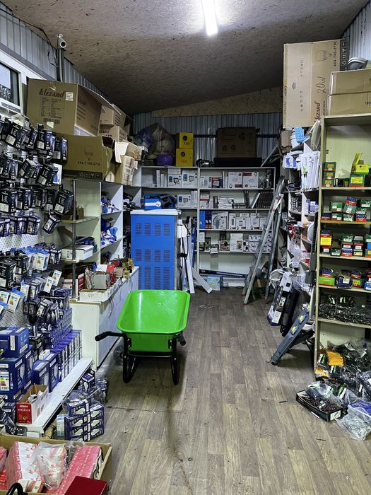 Продаеться магазин