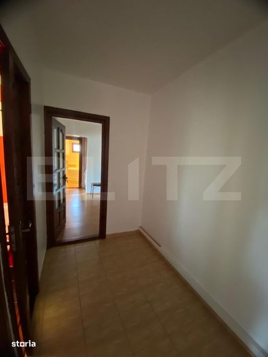 Apartament cu 3 camere, decomandat, 67 mp, cartier Obcini
