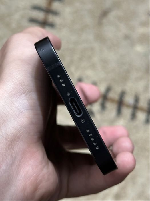 iPhone 16e, Айфон 16е