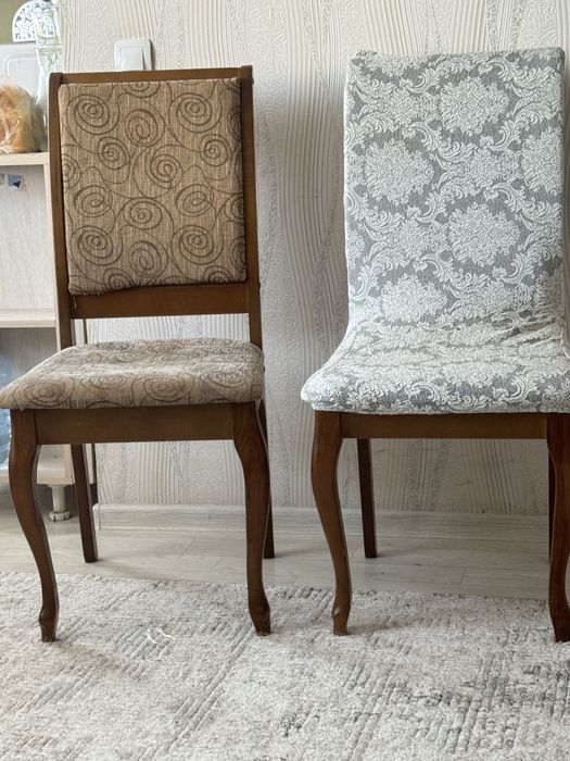 Стол со стульями