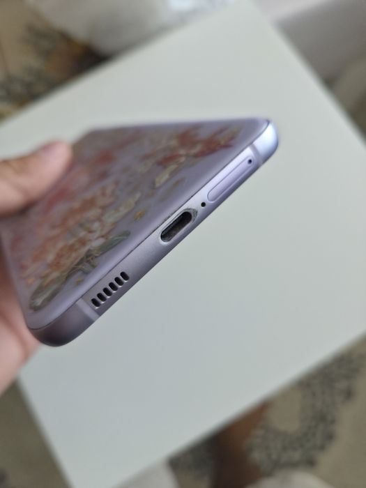 Samsung Galaxy S21 FE 128Gb / 6Gb RAM