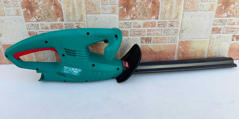 Акумулаторен тример Bosch Easy GrassCut 12-23 с храсторез AHS 35-15 Li