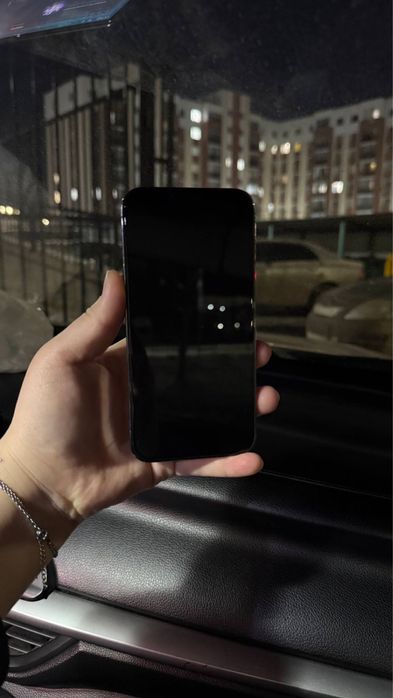 Продам айфон 13 про