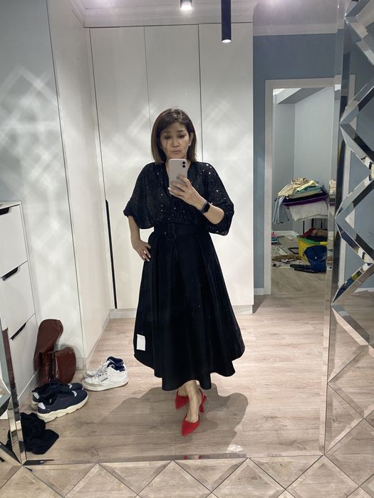 Вечернее черное  платье