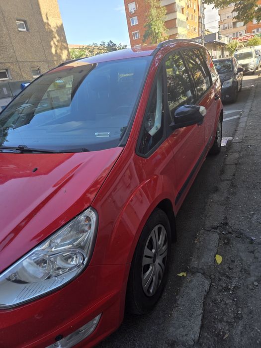 Vând Ford Galaxy 2014