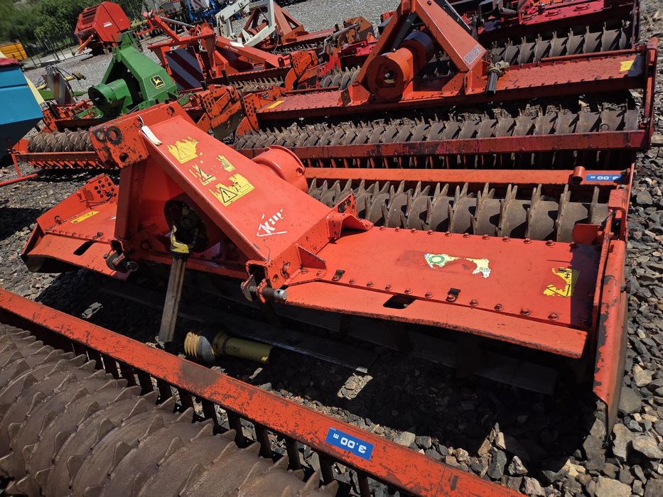 Freza Grapa Rotativa Kuhn HRB 302D