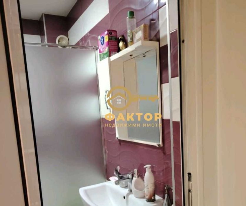 Продава се Двустаен апартамент в Пловдив, Въстанически - 65 кв.м за 2031 €/кв.м - Снимка #3