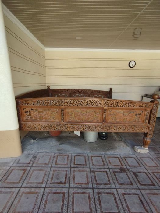 Продается топчан новый Орех