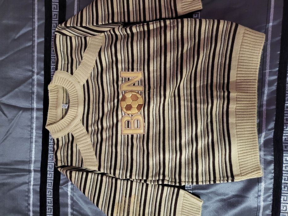 Детски  пуловер за момче.