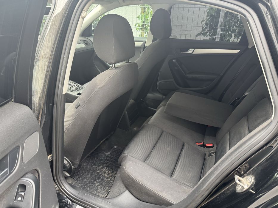 Vand urgent audi a4b8 1.8benzina 160cp