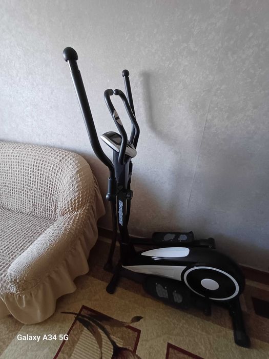 Продам эллиптический тренажёр