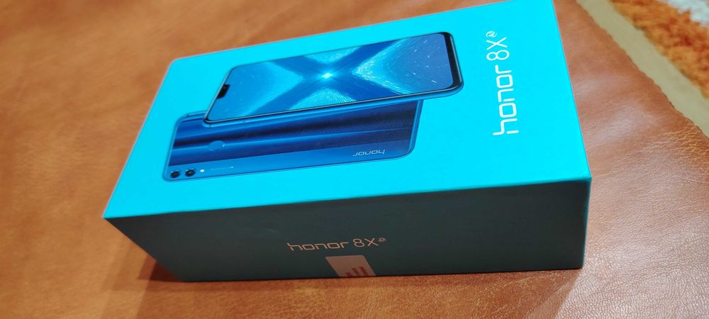 Vând Honor 8X utilizat