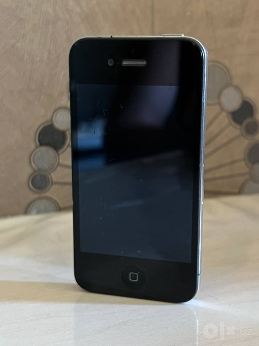 iPhone 4 8GB yaxshi. Imei bor. ios 9.3.6