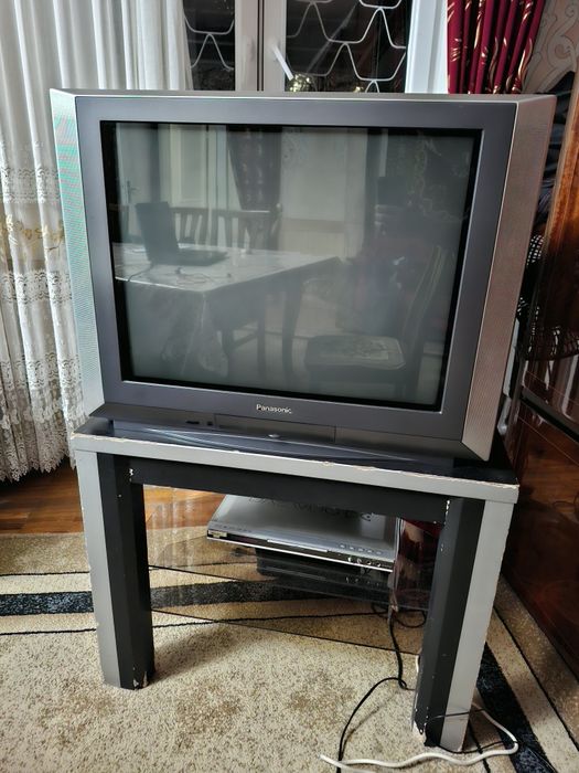 Продаётся Panasonic телевизор. Panasonic televizori sotiladi