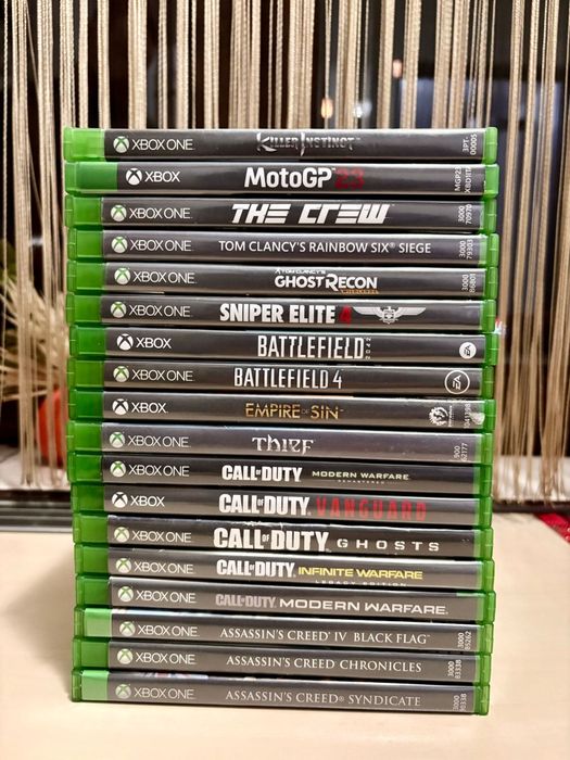 Lot 18 Jocuri Xbox One / Series X - Assassin's Creed, Call of Duty