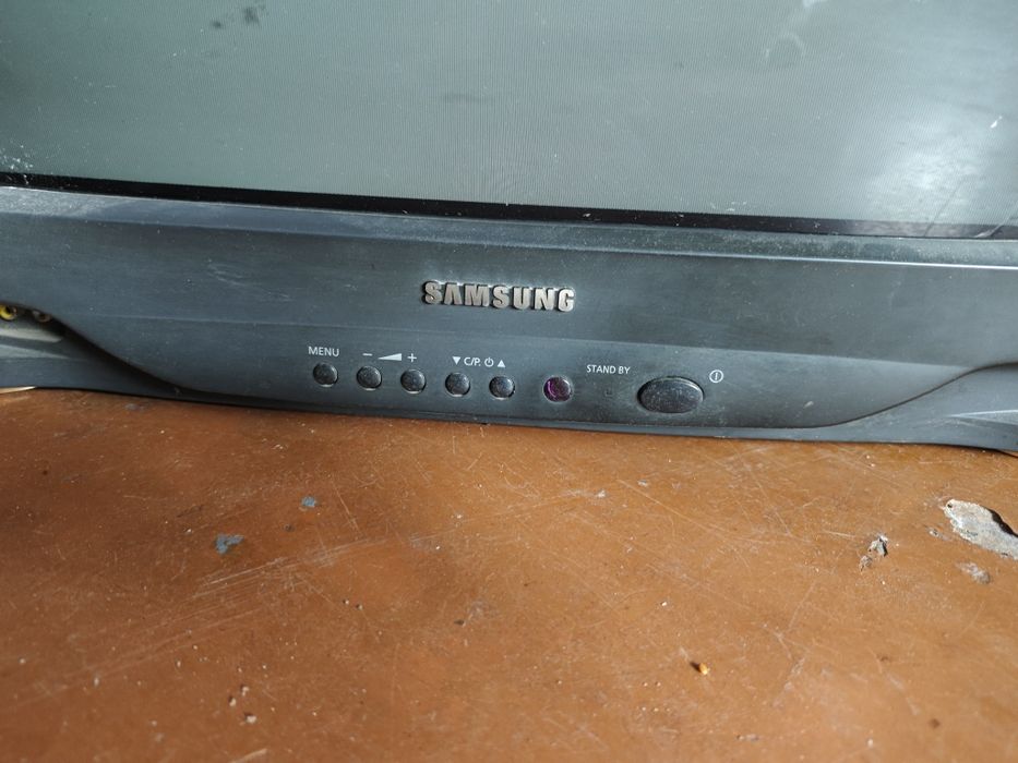 Телевизор Samsung cs-2185r