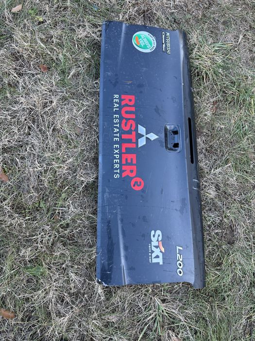 Hayon mitsubishi l 200.