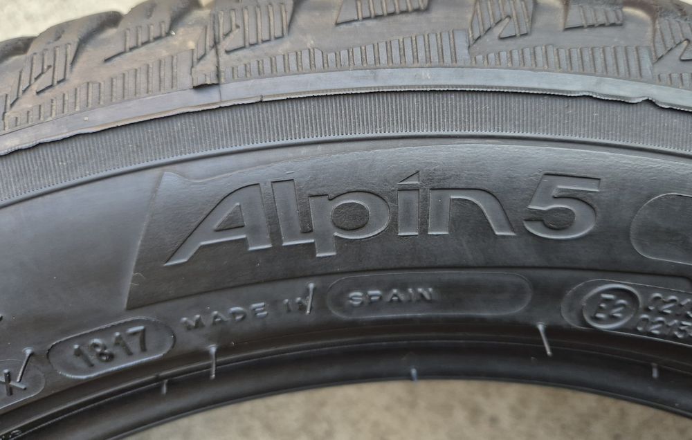 Set 2buc 225/50 R17 98V XL Michelin Alpin⁵ M+S iarnă