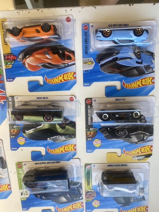Hot Wheels запакованые