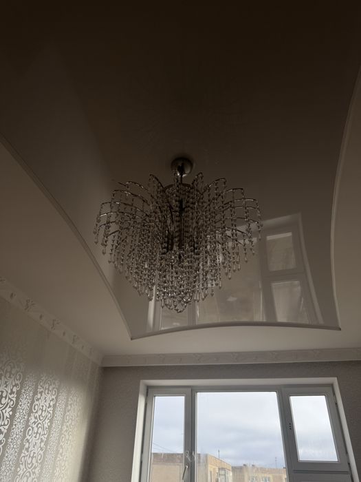 Продаю люстру город Актау