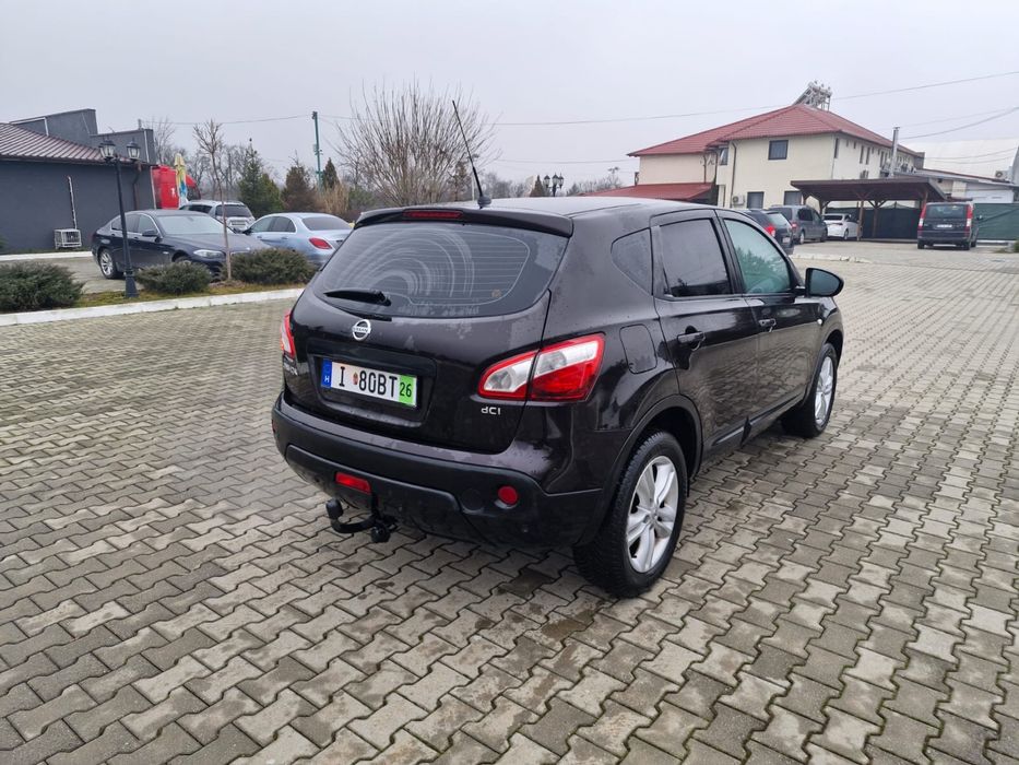 Nissan Qashqai 4x4 la buton